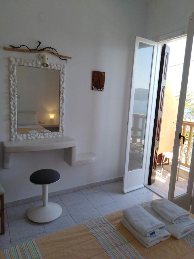 Adriani Sea View Rooms Adamantas  Exterior photo